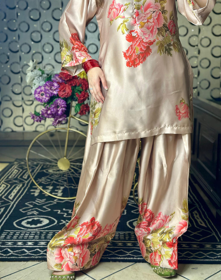 Skin Flowers Farshi Shalwar