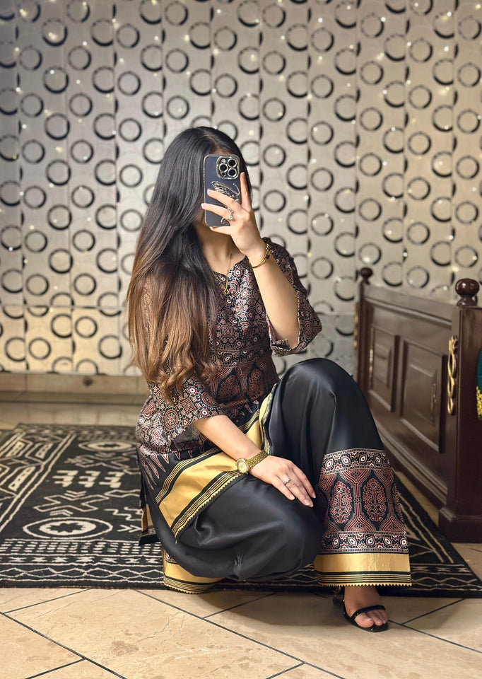 Golden & Black Farshi Shalwar